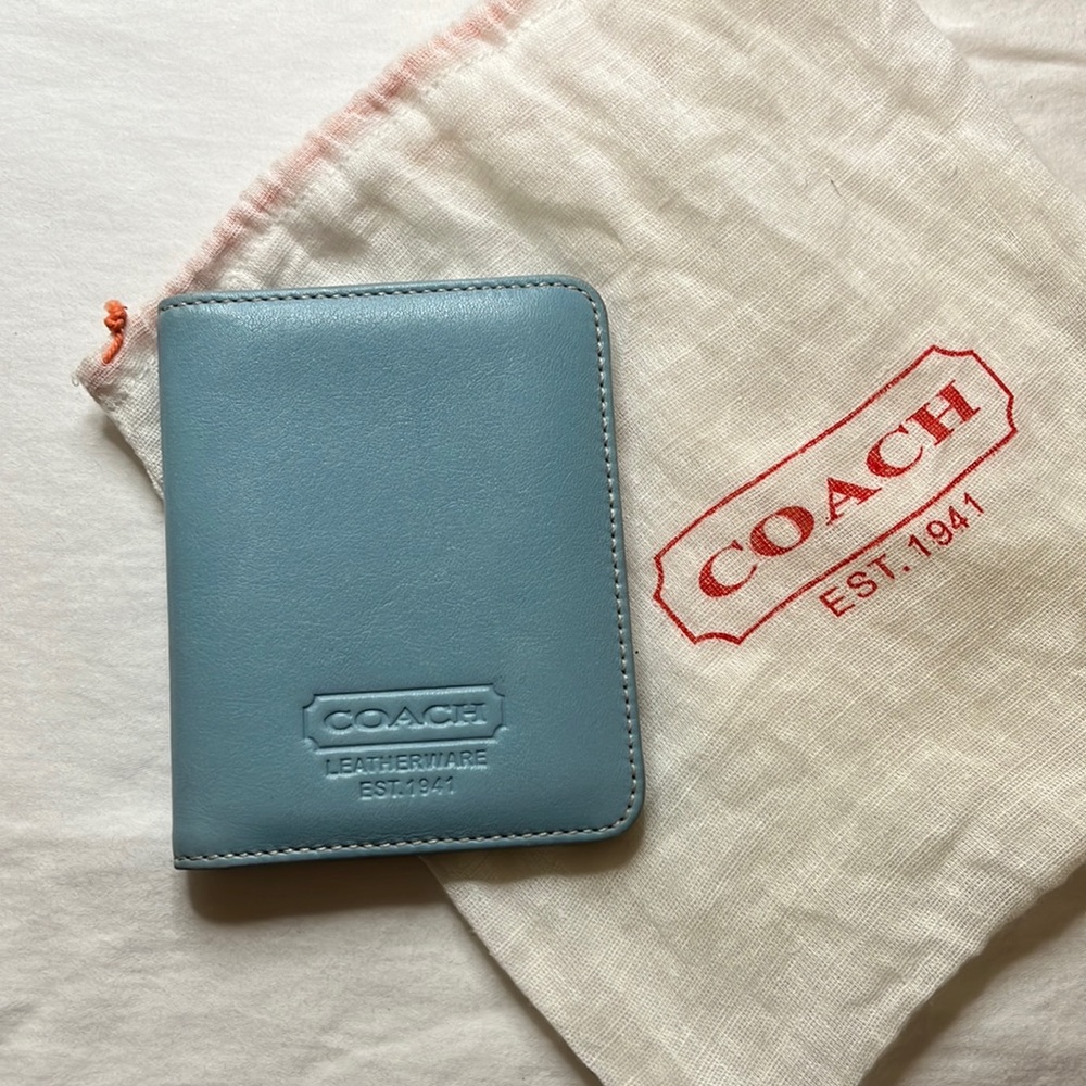 COACH leather card and ID case, authentic! Barely used!